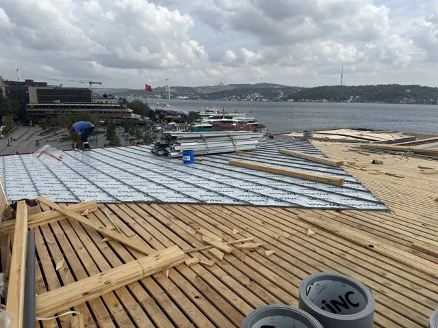 Çatı üzerindeki uygulamanın ilerleyişi
