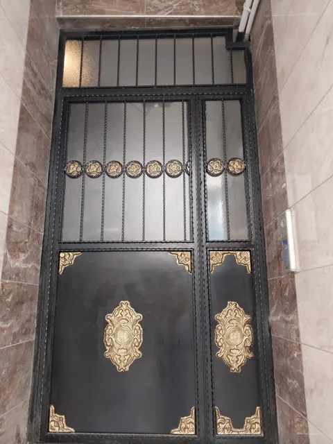 Metal Kapılar — uygulama detayı 21