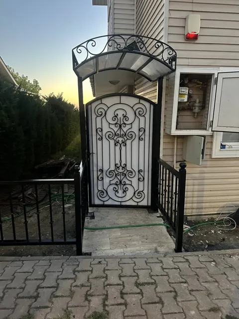 Metal Kapılar — uygulama detayı 5