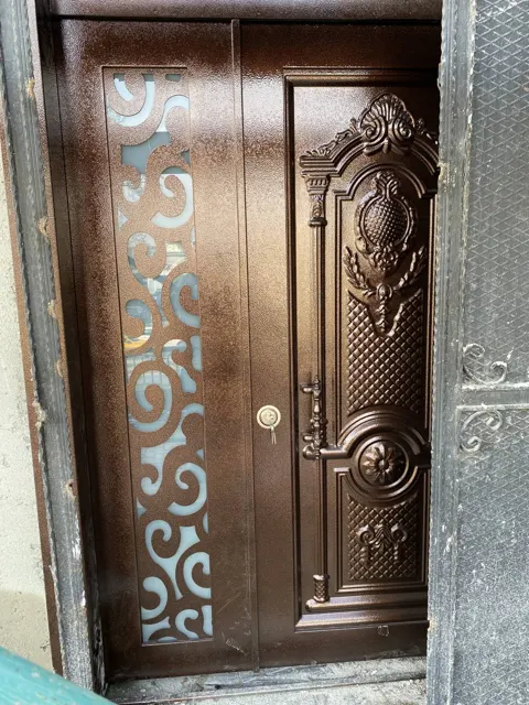 Metal Kapılar — uygulama detayı 8